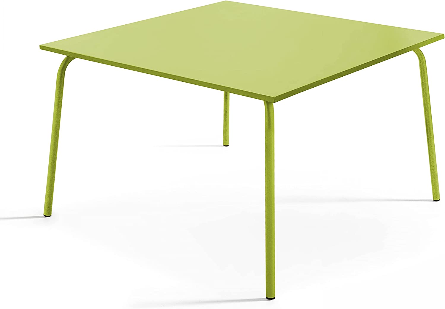 Mobilier de jardin style Fermob : les copies de la marque - BCG