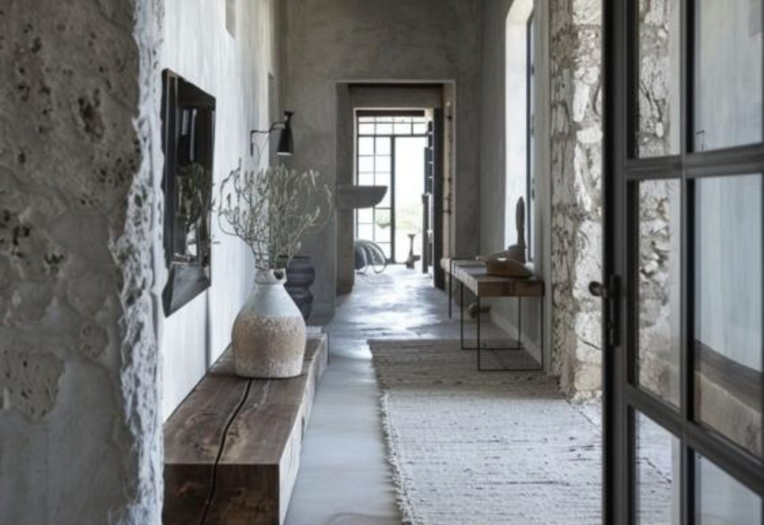 Deco mur couloir : 8 idées déco qui ne prennent pas de place